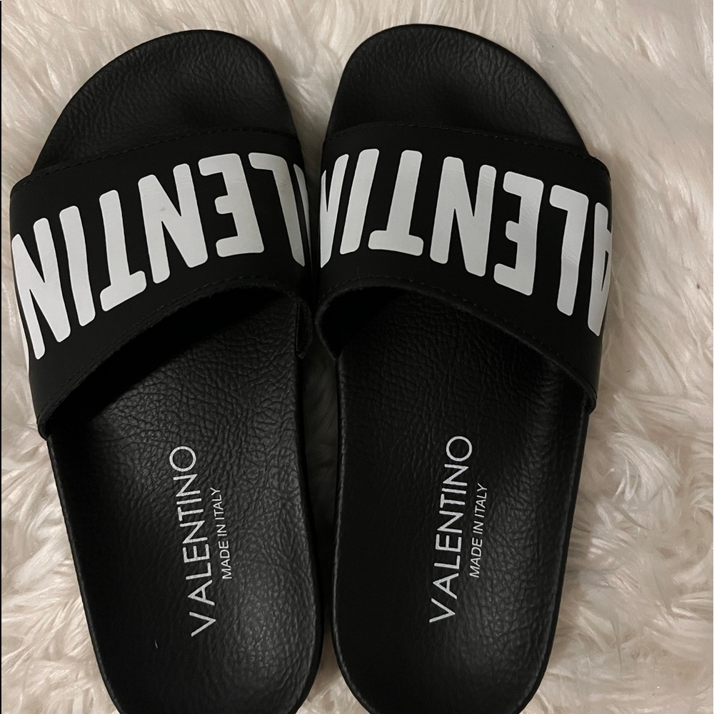 Valentino Slides Size 37